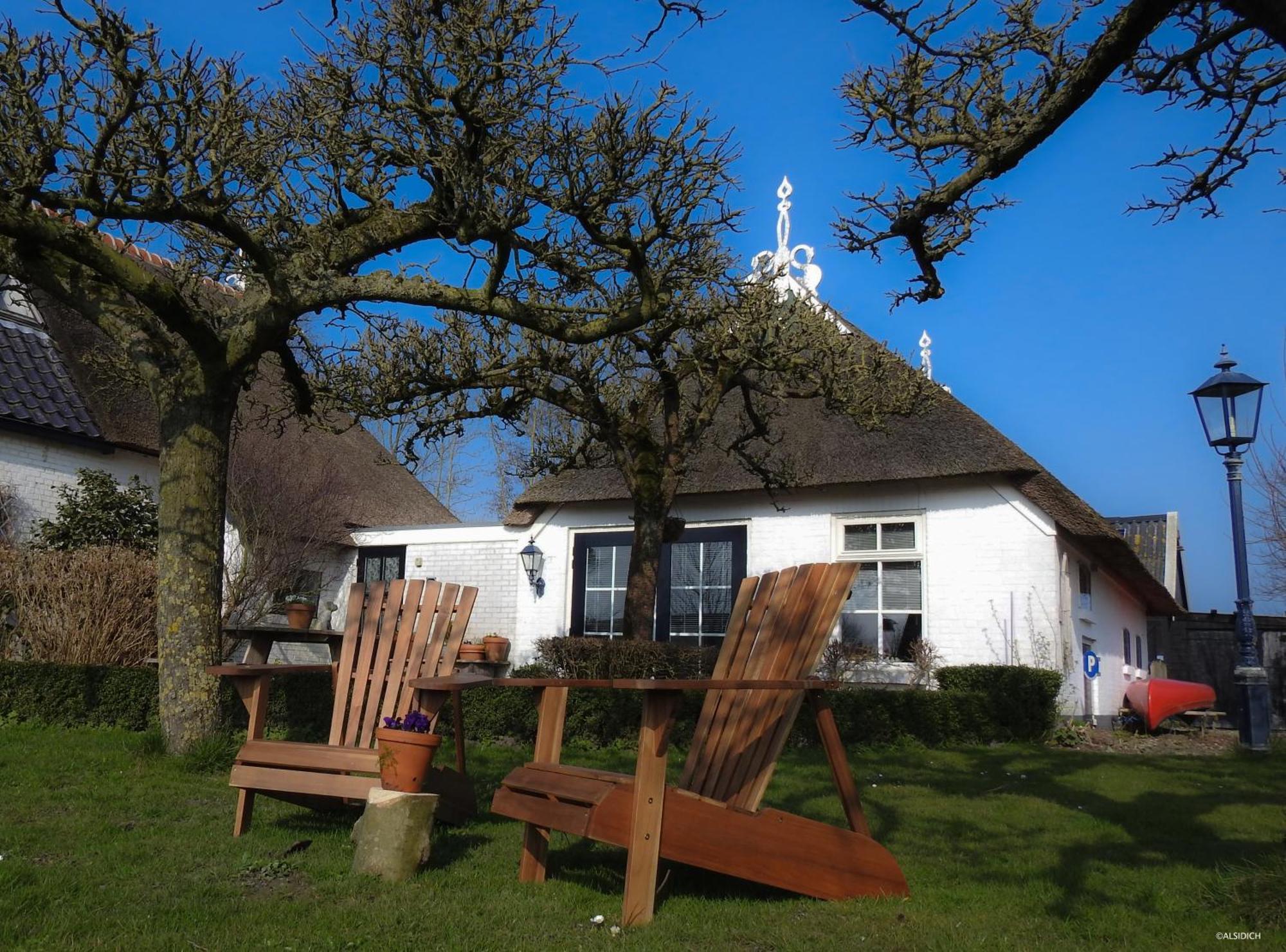 The Wee White Hoose Bed & Breakfast Oosternijkerk Eksteriør bilde